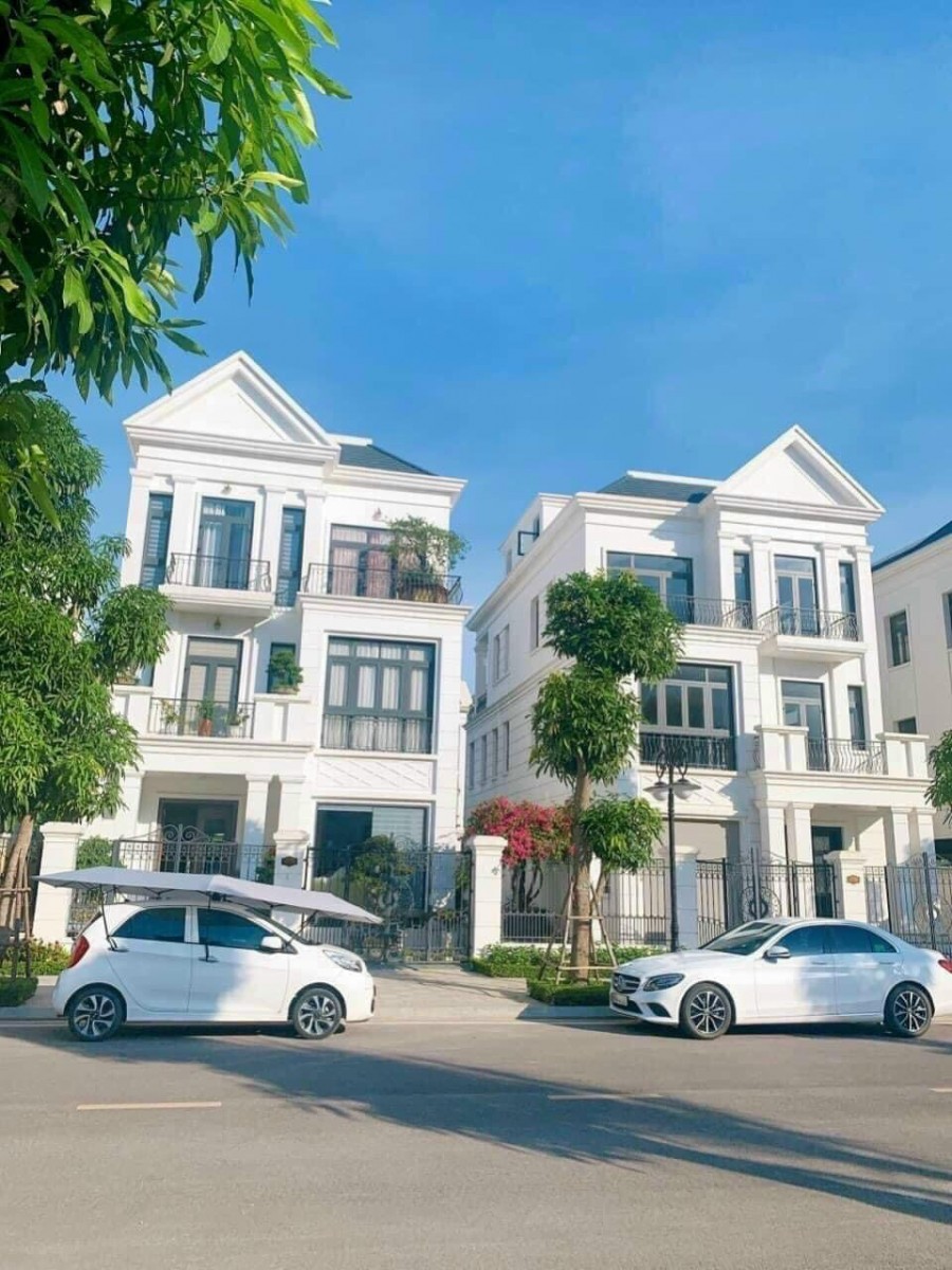Cần bán căn shophouse khu đô thị Vinhomes Star City tỉnh Thanh Hóa tiện ích đầy đủ
