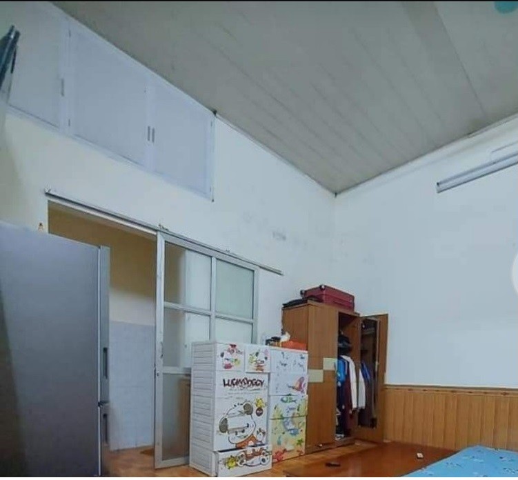 Siêu rẻ, giá đầu tư, Nhà Phố Trạm, Long Biên 52m2 x 2 tỷ 250, nhà đẹp ở ngay LH 0944267031