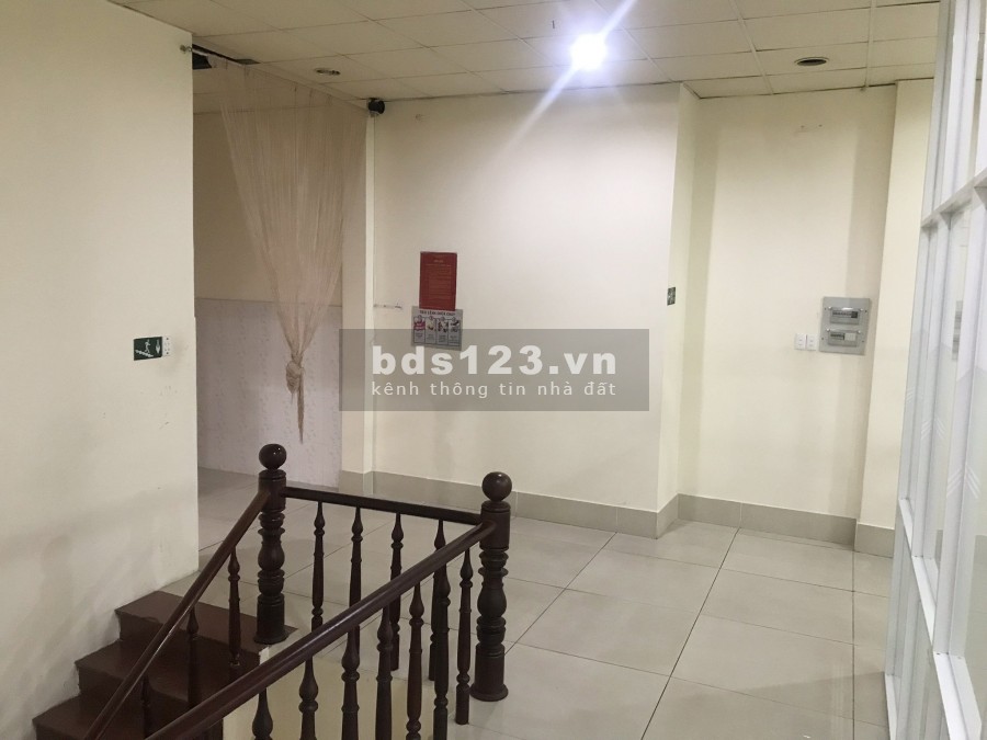 Cho thuê nhà mặt tiền 7x20M - 621 Hồng Bàng, P6, Q6. (Chính chủ)
