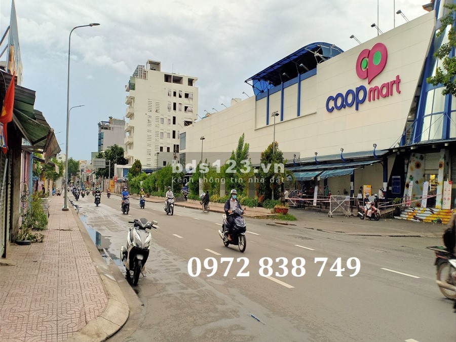 Nhà bán gấp Mặt Tiền Nguyễn Kiệm, P3, quận Gó Vấp, 98m2, 4 tầng, 12.9 tỷ