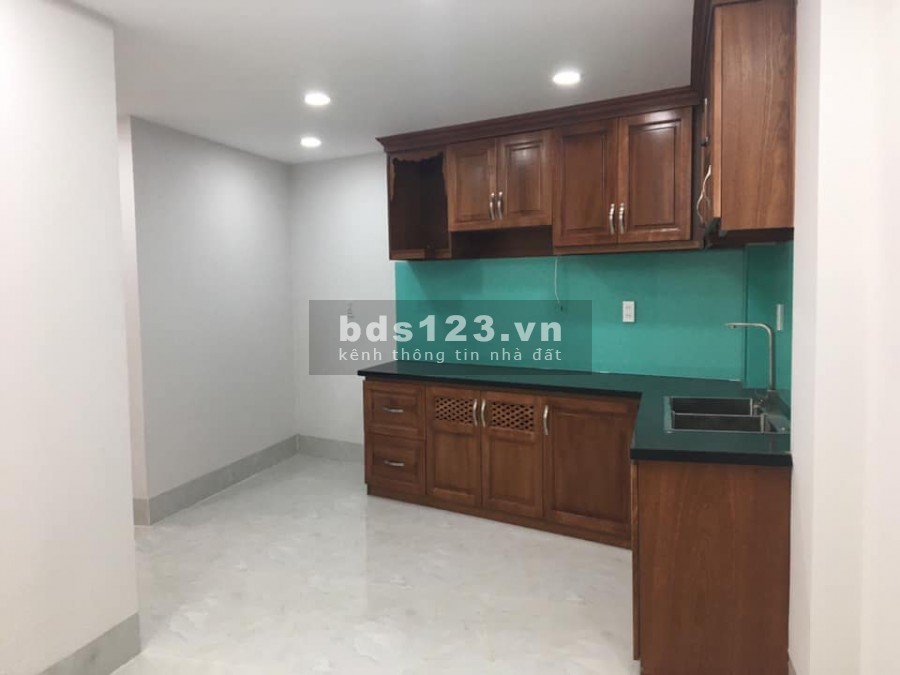 Covid bán gấp, hẻm xe hơi đường Nguyễn Thượng Hiền dt 62m2, giá chỉ 9.8 tỷ