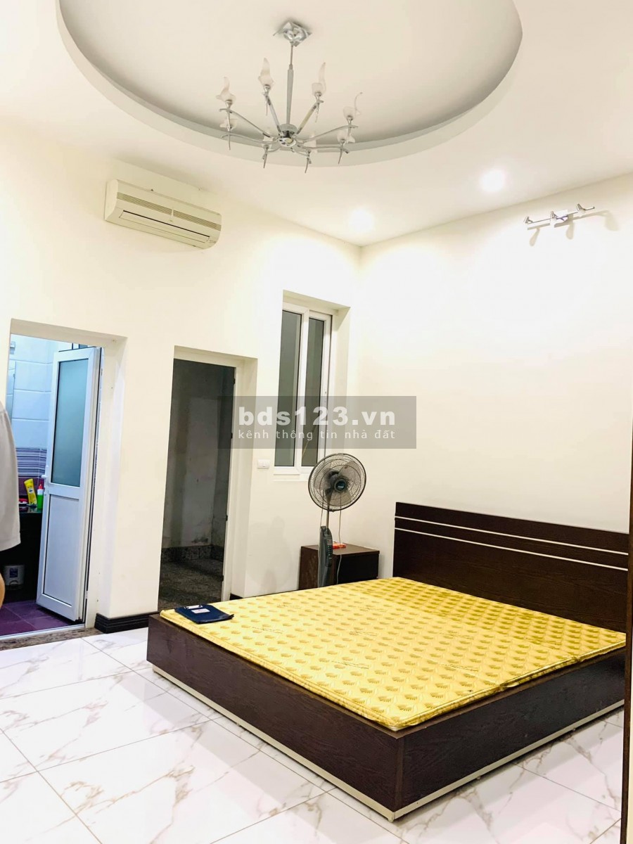 Siêu phẩm, Thang máy, Ngõ to hơn Phố, Trương Định 102m2, 6T, MT5,2m, 13,9 tỷ