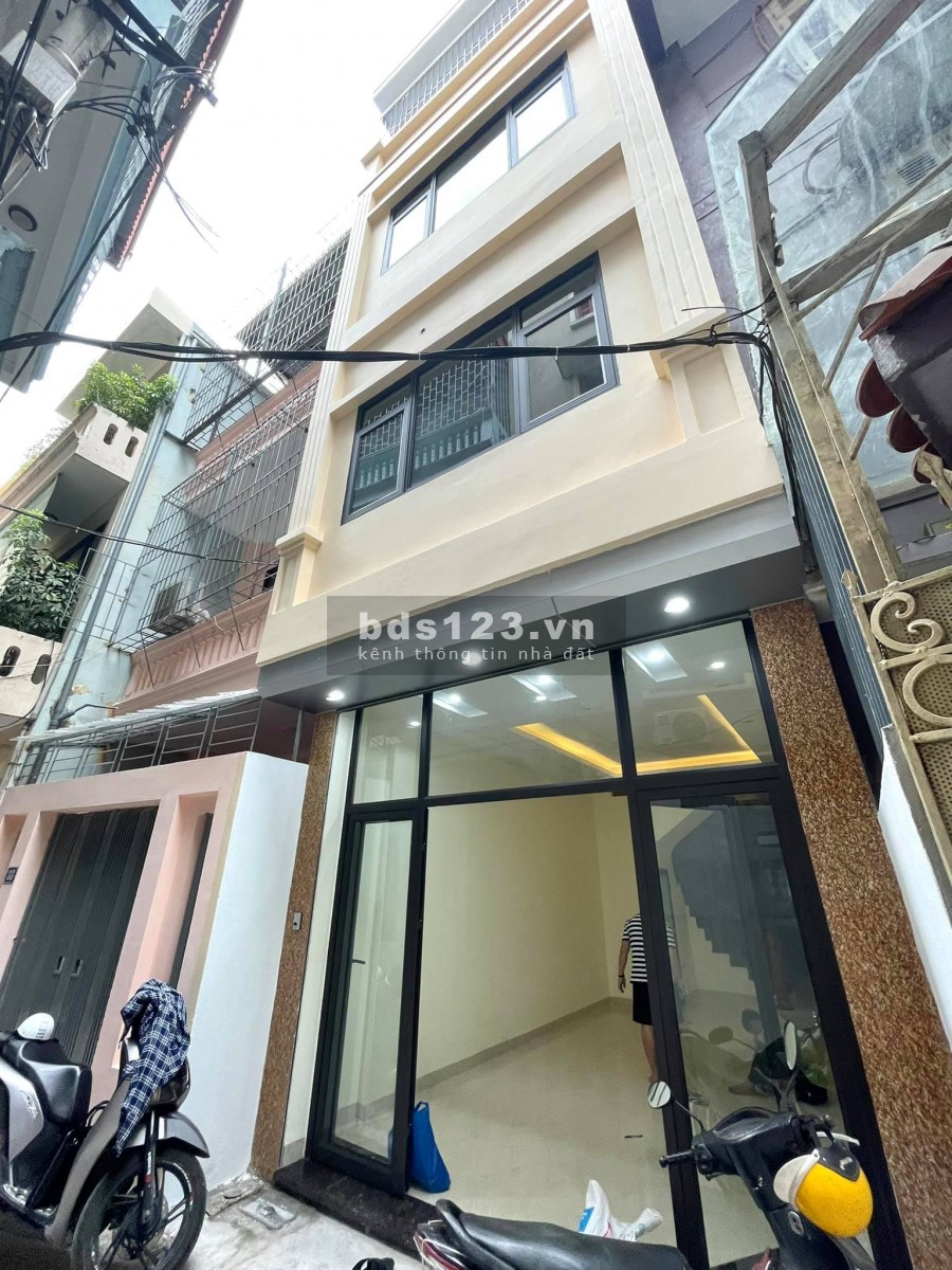Giải Phóng vuông đét hòn gạch ngõ thông, đường rộng, gần ô tô 42m2x 5 tầng