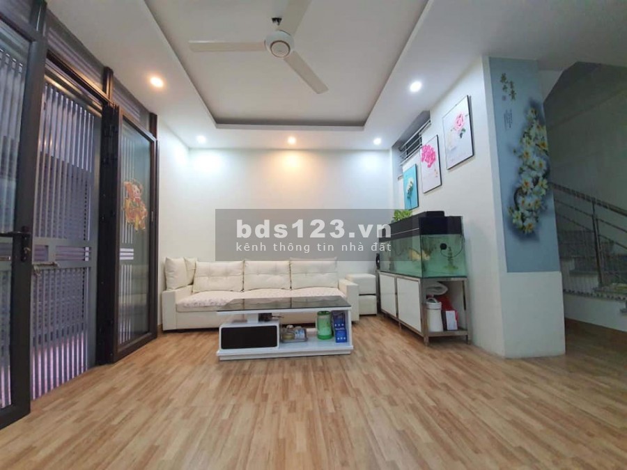 Bán nhà Xuân Phương 5 tầng 3 ngủ tặng nội thất đẹp long lanh ngõ oto lh 0945356832
