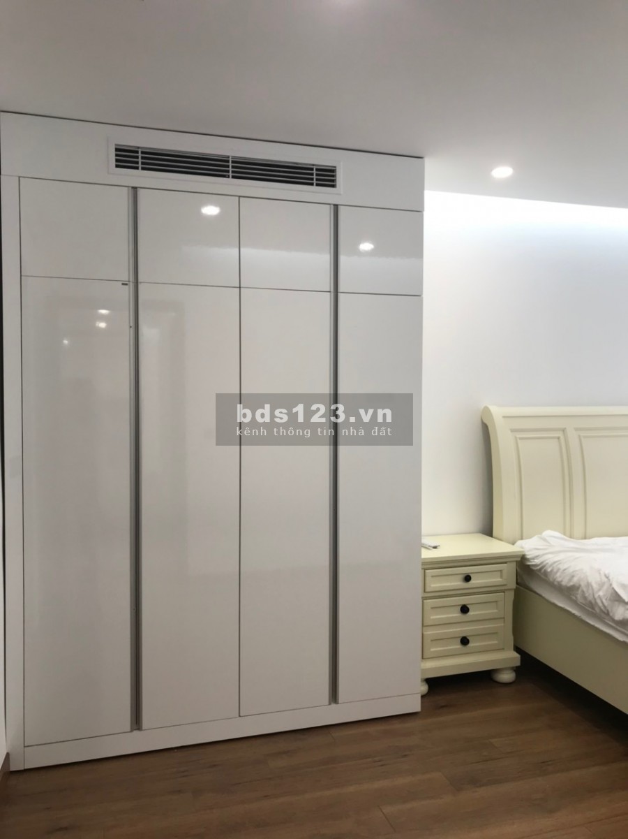 Chính chủ cho thuê CC Ecohome 3 tòa N02, 2PN (70m2) giá 5 triệu/tháng đồ đẹp mới. LH: 0944428855
