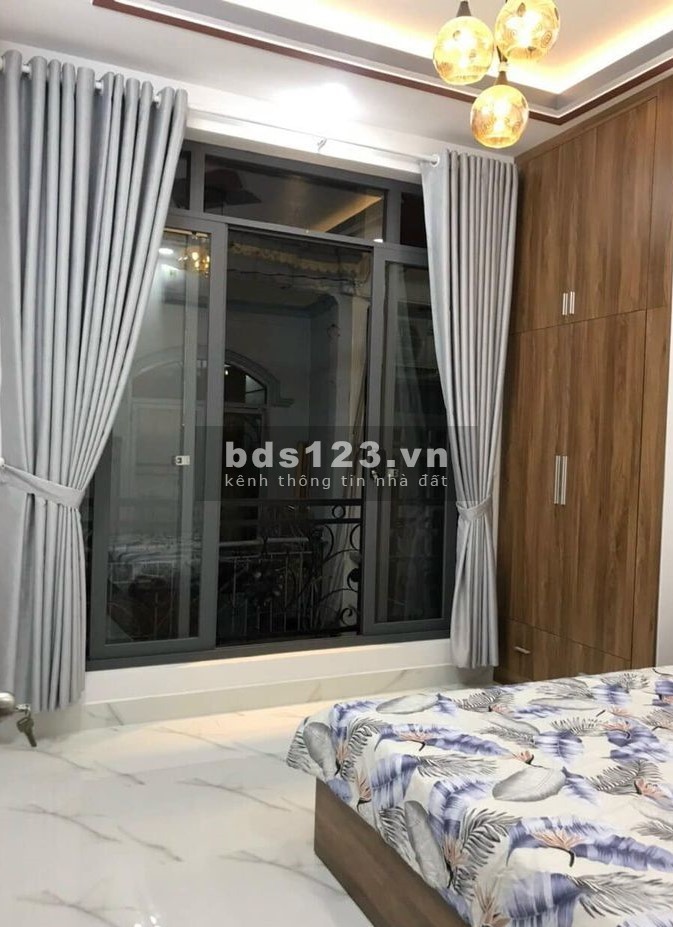Bán nhà 525 Huỳnh Văn Bánh, dt 76m2, 2 mặt tiền hẻm, Quận Phú Nhuận chỉ 7 tỷ 3