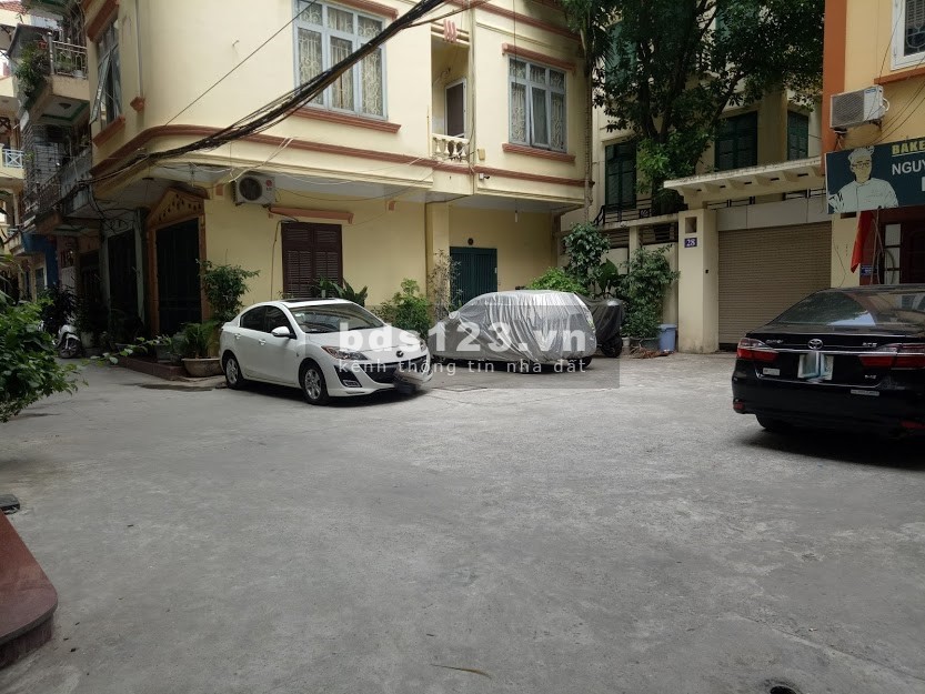 Bán nhà Phố Nguyễn Hoàng, Lô góc, ô tô tránh, Kinh doanh. Nhỉnh 7 tỷ
