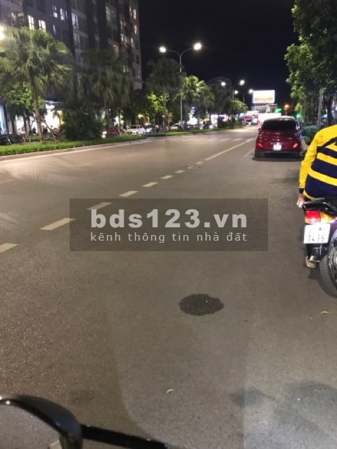 Bán nhà hiếm Hàm Nghi, oto vào nhà, nhà mới, kinh doanh dt 40m2, 6 tầng, giá 5.8 tỷ