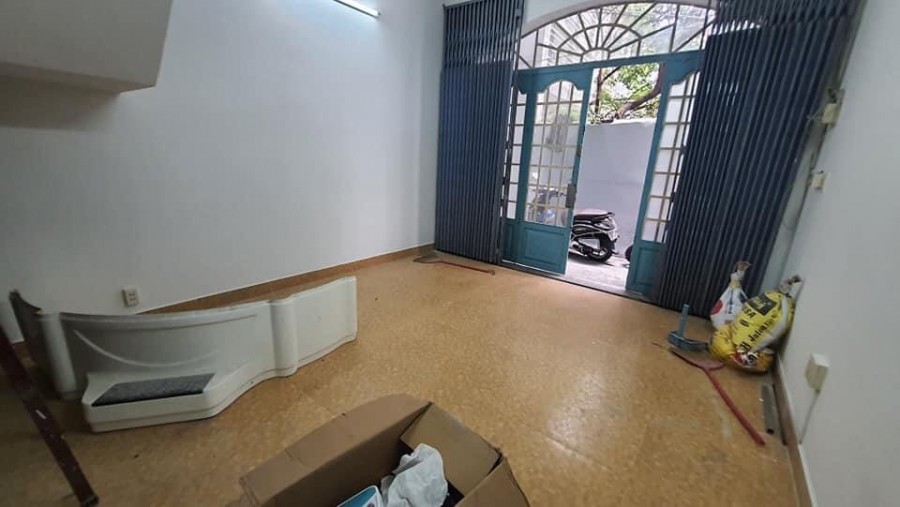 Bán nhà Trần Quốc Thảo, P9 Quận 3, dt 48m2, 3 PN, hẻm xe hơi giá chỉ 5 tỷ 8