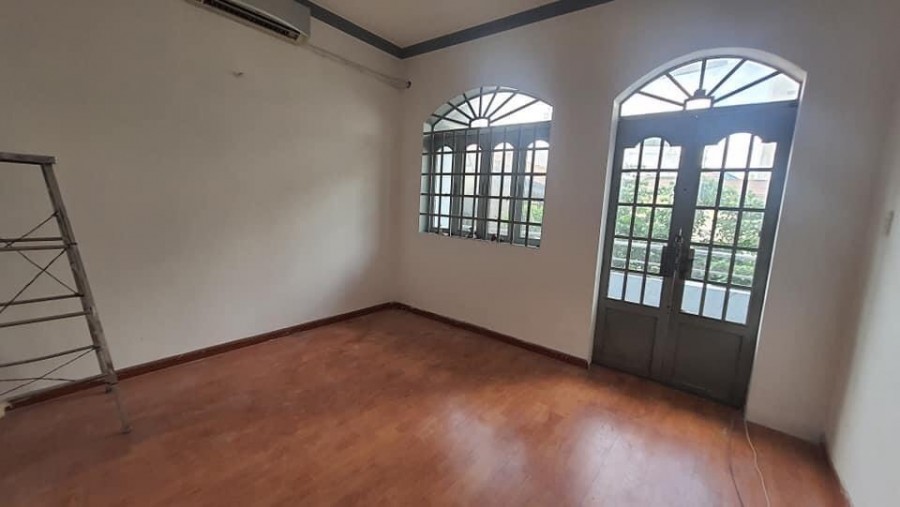 Bán nhà Trần Quốc Thảo, P9 Quận 3, dt 48m2, 3 PN, hẻm xe hơi giá chỉ 5 tỷ 8