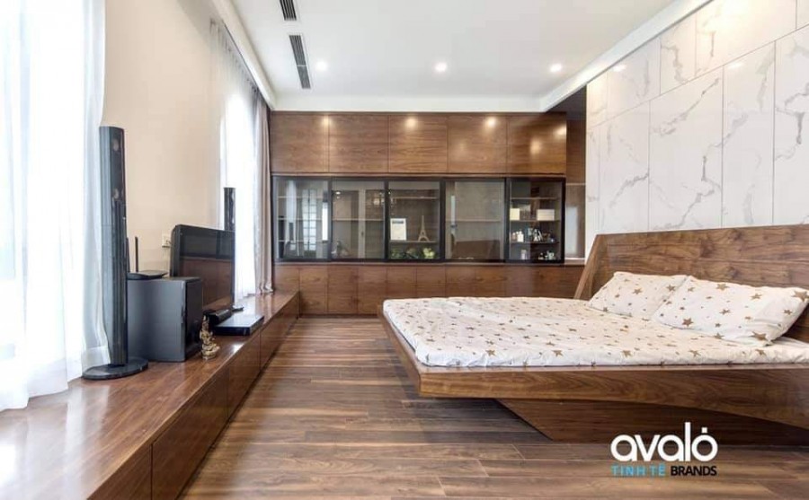 Nhà đẹp lung linh Nguyễn Văn Cừ, ô tô đỗ cổng, dt 40m2, 4 tầng, nhỉnh 4 tỷ lh 0963521933