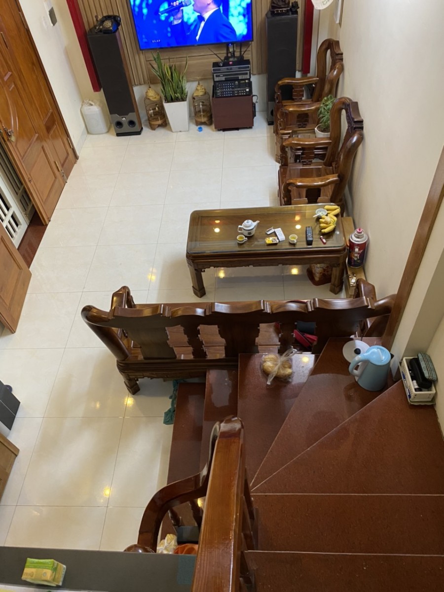 Tôi cần bán nhà Hòa Bình 7 Minh Khai HBT 32m2 x 4 tầng giá bán 2,3 tỷ có bớt