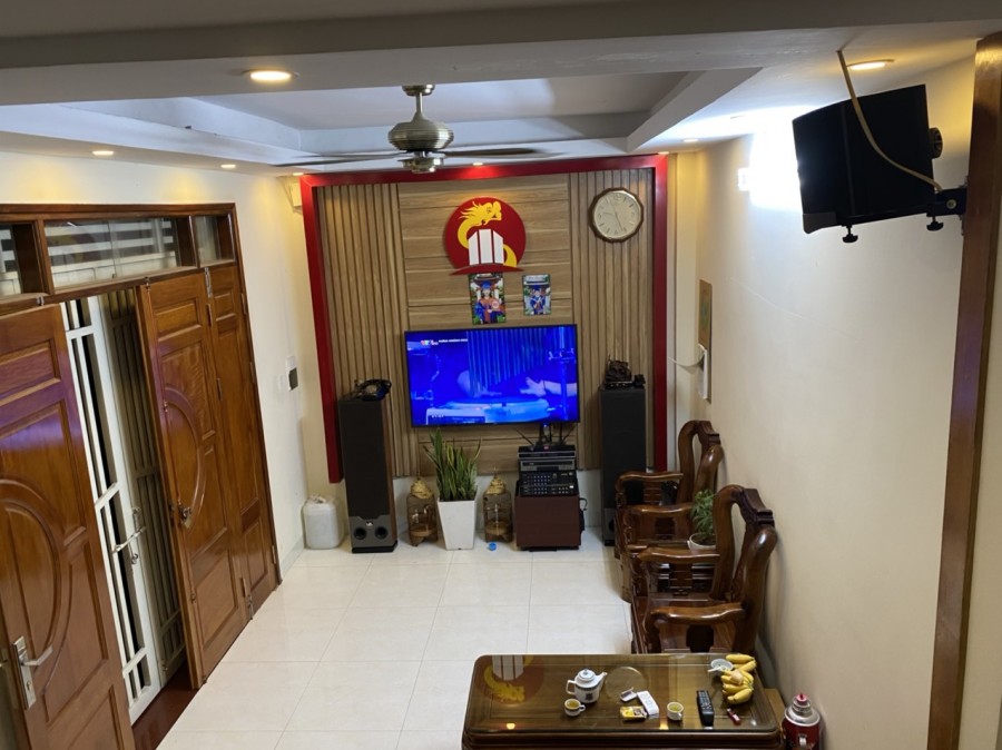 Tôi cần bán nhà Hòa Bình 7 Minh Khai HBT 32m2 x 4 tầng giá bán 2,3 tỷ có bớt