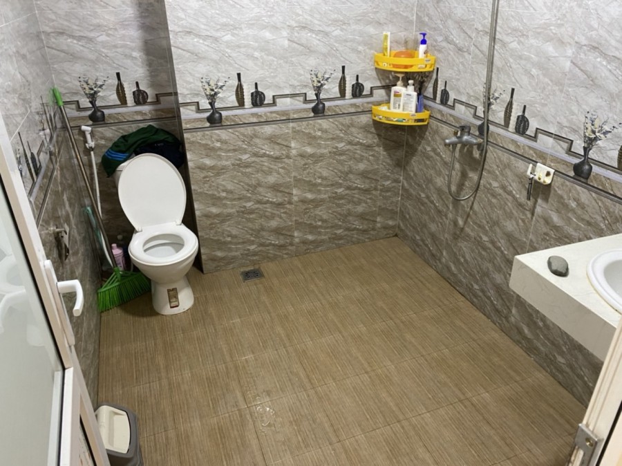 Tôi cần bán nhà Hòa Bình 7 Minh Khai HBT 32m2 x 4 tầng giá bán 2,3 tỷ có bớt