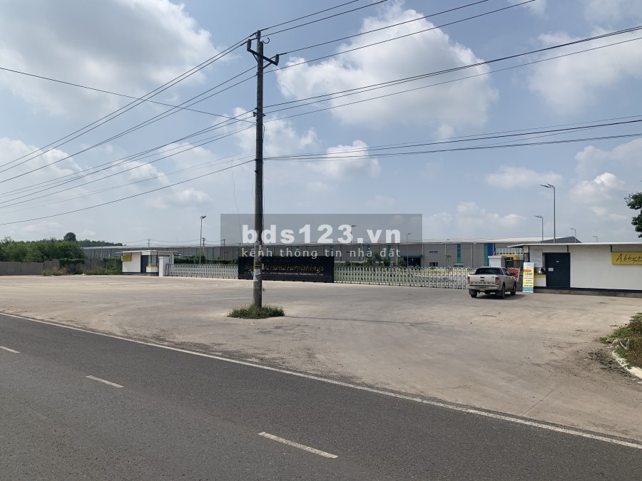 Chính chủ bán gấp 6.400m2 đất vườn ngay đường lớn, sát chợ, giá bán 480 triệu