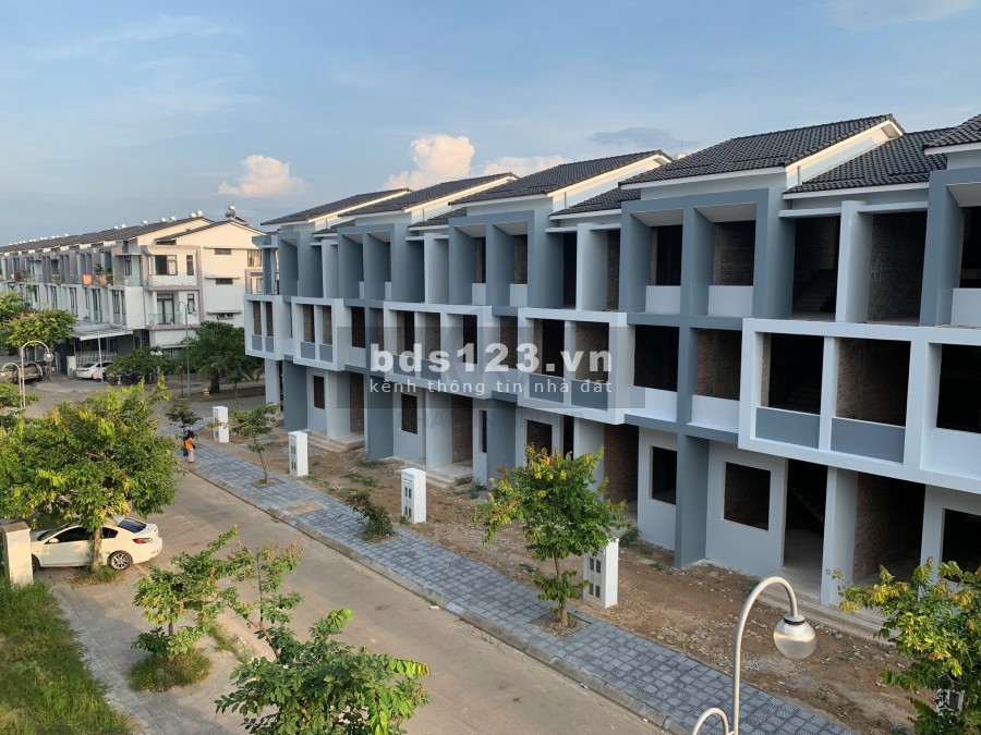 Mua Nhà Liền kề không kể lãi suất 0% trong vòng 36 tháng, giá bán thoả thuận
