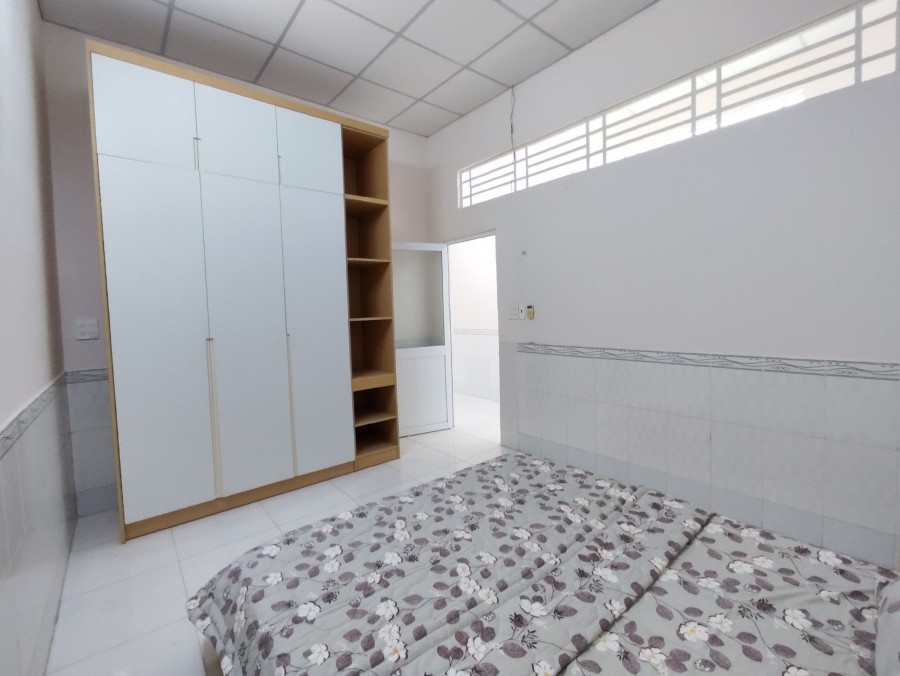 Bán nhà cấp 4 có sẳn nội thất ngay trung tâm Ninh Kiều. Giá nhà như giá đất