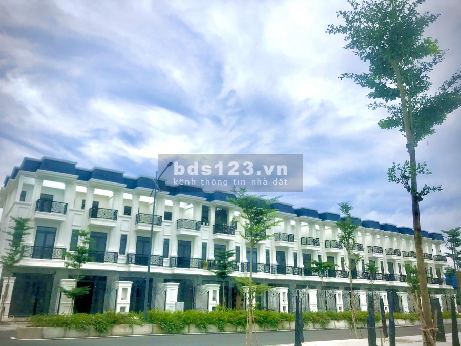 Bán nhà phố khu đô thị An Phú Cái Răng Cần Thơ đúc kiên cố 1 trệt, 2 lầu, lhcc