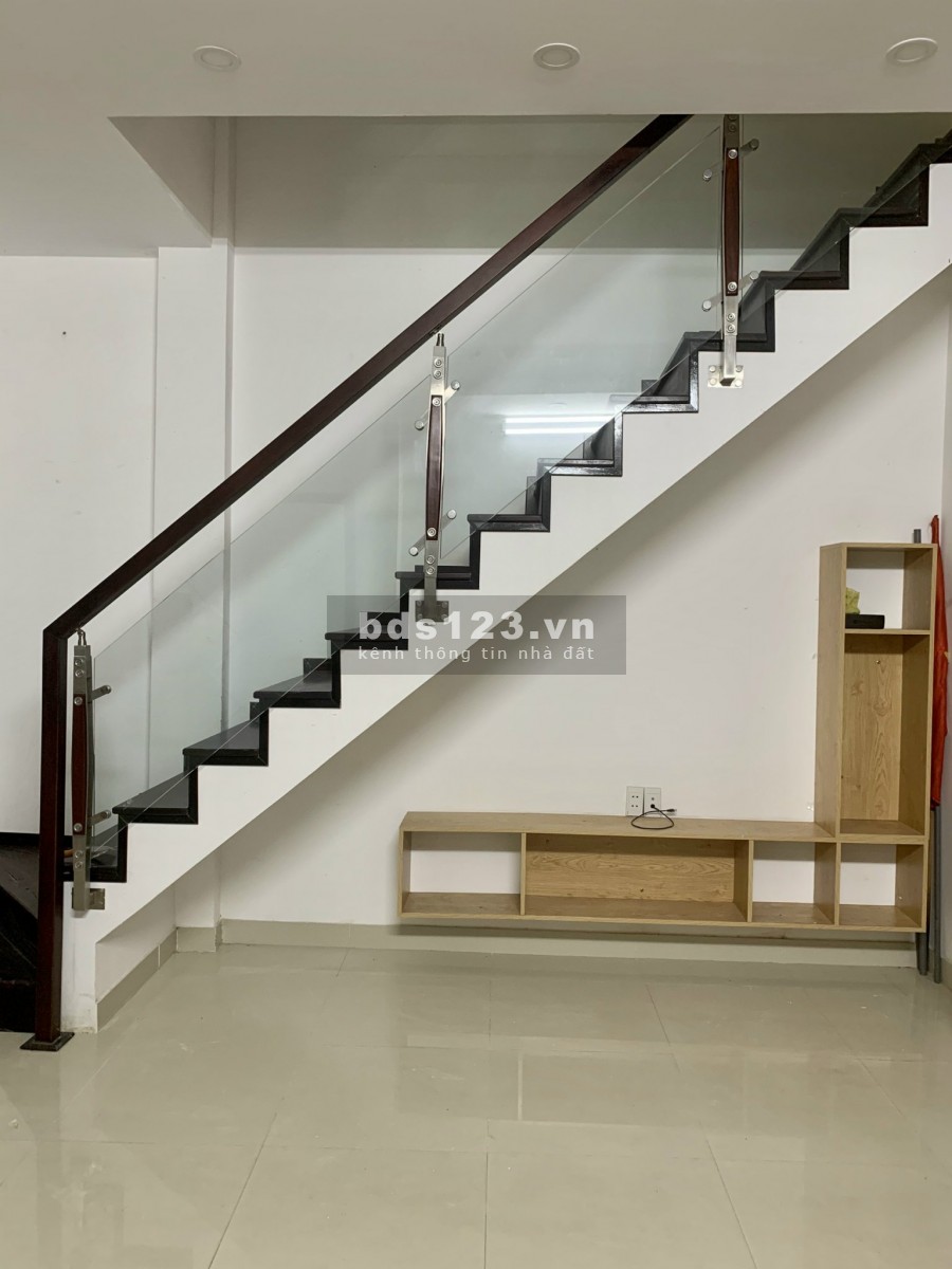 Bán nhà 3 tầng, kiệt Lê Đình Lý, Vĩnh Trung, Quận Thanh Khê, Đà Nẵng, giá thương lượng