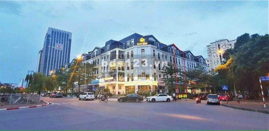 Bán Shophouse B4 Nam trung Yên 289 triệu/m2, liên hệ chính chủ 0907023278