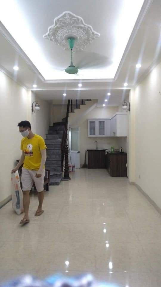 Tôi cần bán Nhà Đông Thiên- Hoàng Mai 2.65 Tỷ, 30m2, 5 Tầng