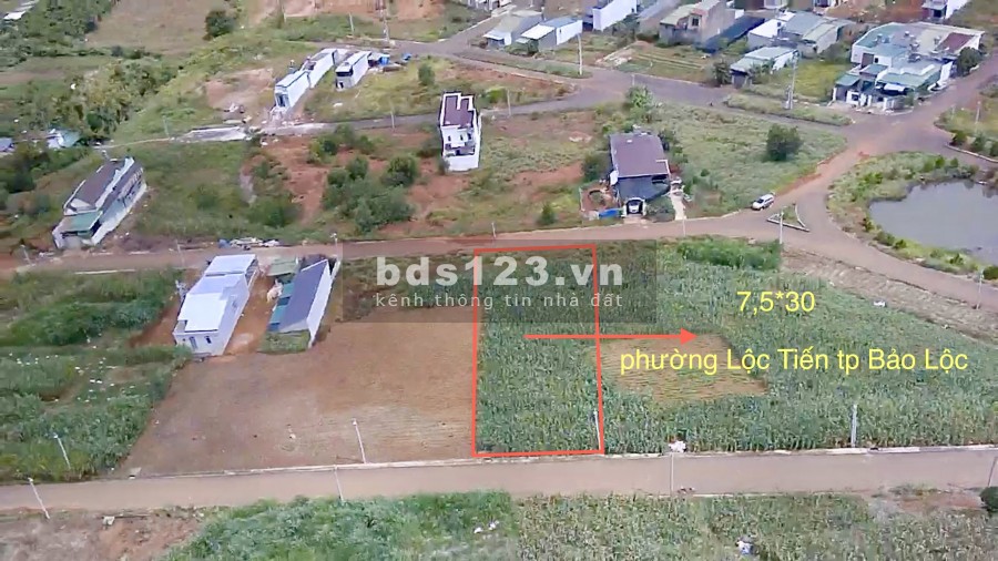 Cần bán lô đất ngay Phường Lộc Tiến thành phố Bảo Lộc, giá bán 2.5 tỷ