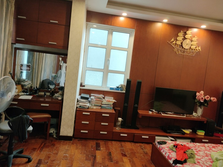 Nhà đẹp Kim Ngưu 3 thoáng nội thất sịn dt 85m2 x 5 tầng 15m ra bãi gủi xe ô tô chỉ 6.9 tỷ