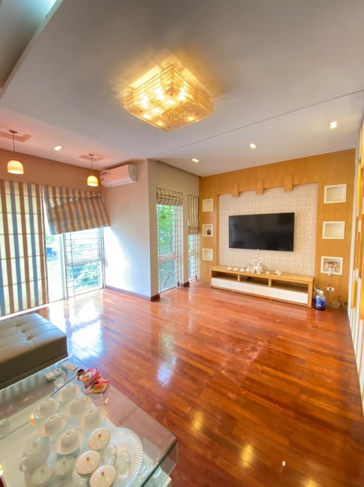Bán nhà nguyên căn 122m2, 6 tầng, thang máy View Hồ, ở MỸ Đình, Nam Từ Liêm