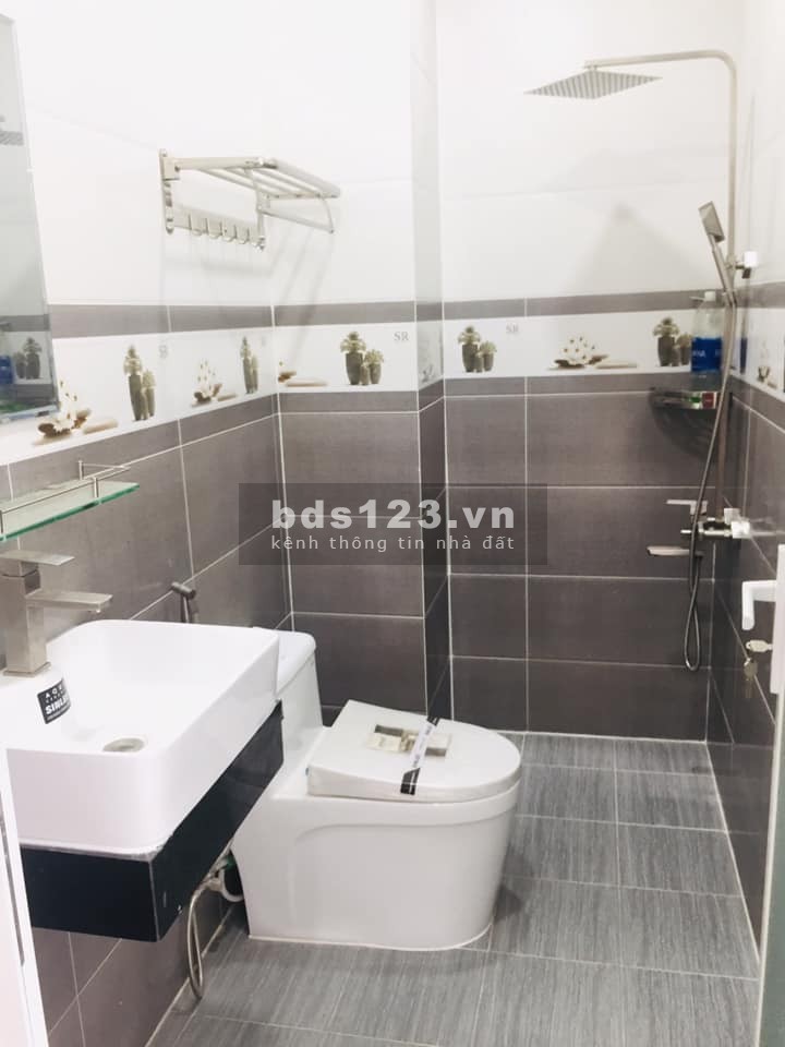[Bán nhà] Nguyễn Hữu Tiến, Tân Phú, dt 4.3x18m, giá 7 tỷ 690tr, LH 0933592713