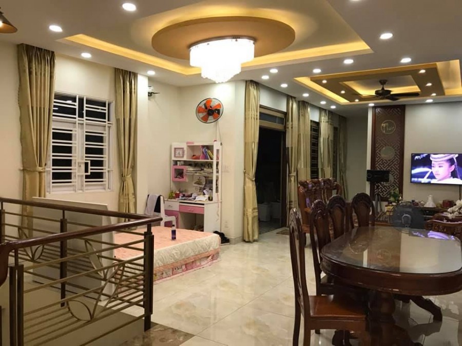 Bán Nhanh Mùa Covid diện tích 4x21m, đúc 5 tầng, đường rộng 24m, giá 13.5 tỷ, chính chủ