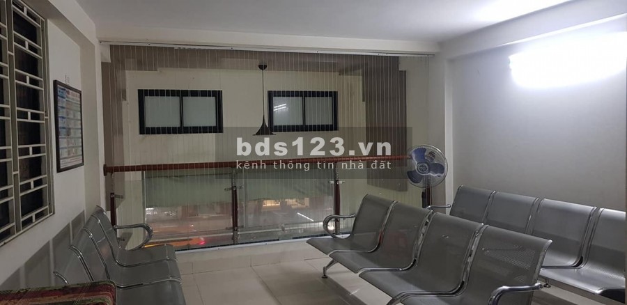 Bán nhà mặt phố Khâm Thiên, lô góc, 7 tầng thang máy, giá bán thoả thuận chính chủ