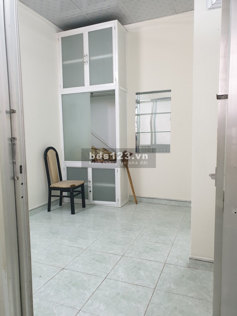 Bán nhà nguyên căn diện tích 202m, 1 trệt, 1 lầu, giá 3.9 tỷ, phường 5 Phú Nhuận, lhcc