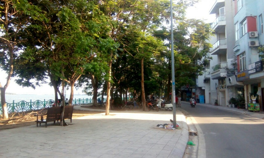 Bán 120m2 đất viewo Hồ Tây Hà Nội kinh doanh vỉa hè, giá bán 45 tỷ, có thương lượng