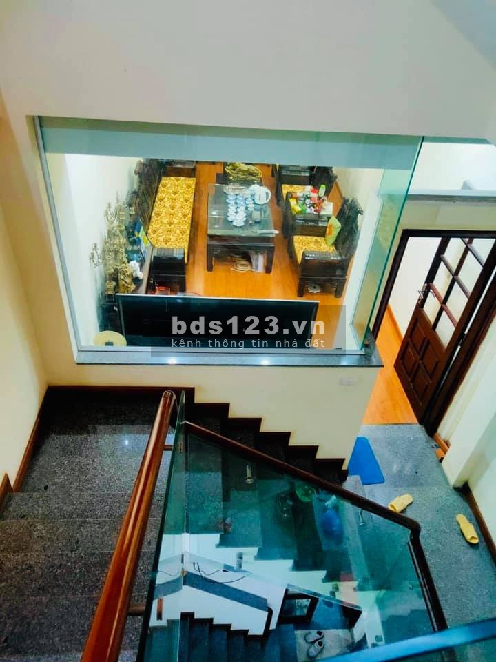 Bán nhà phân lô quân đội, an sinh đỉnh, phong thủy tốt, Quận Cầu Giấy, 6 tầng