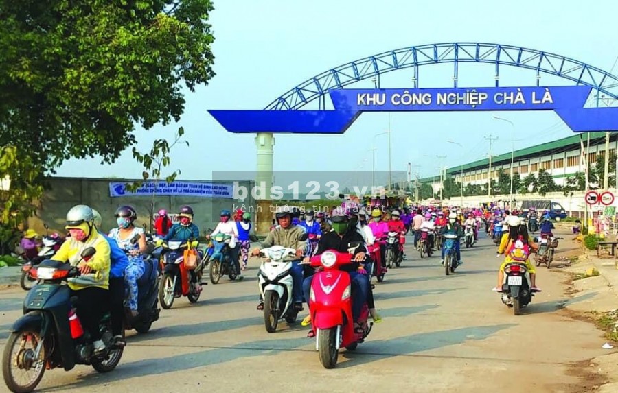 Bán đất khu công nghiệp Chà Là Tây Ninh, mặt tiền đường nhựa xe qua lại