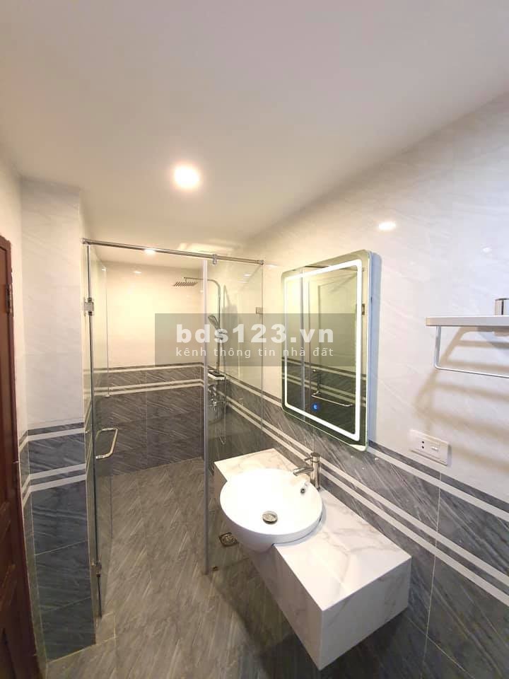Bán nhà Lê Trọng Tấn Hà Đông, ô tô đỗ cửa tặng nội thất dt 53m2, 4 tầng, gía 6.3 tỷ
