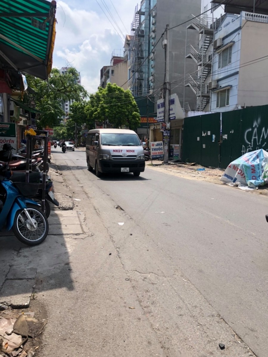 Đại Từ nhà đẹp ở ngay ô tô 4 chổ đỗ cửa cách phố 15m dt: 35m2 nhỉnh 3 tỷ