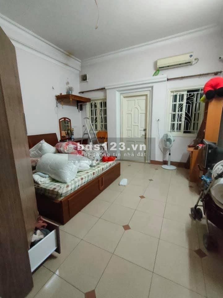 Bán nhà số 21 Quan Hoa diện tích sử dụng 65m2, 4 tầng mt 4.7m. Giá 6.4 tỷ cực đẹp