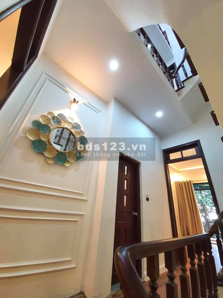 Bán nhà Lê Trọng Tấn Hà Đông, ô tô đỗ cửa tặng nội thất dt 53m2, 4 tầng, gía 6.3 tỷ
