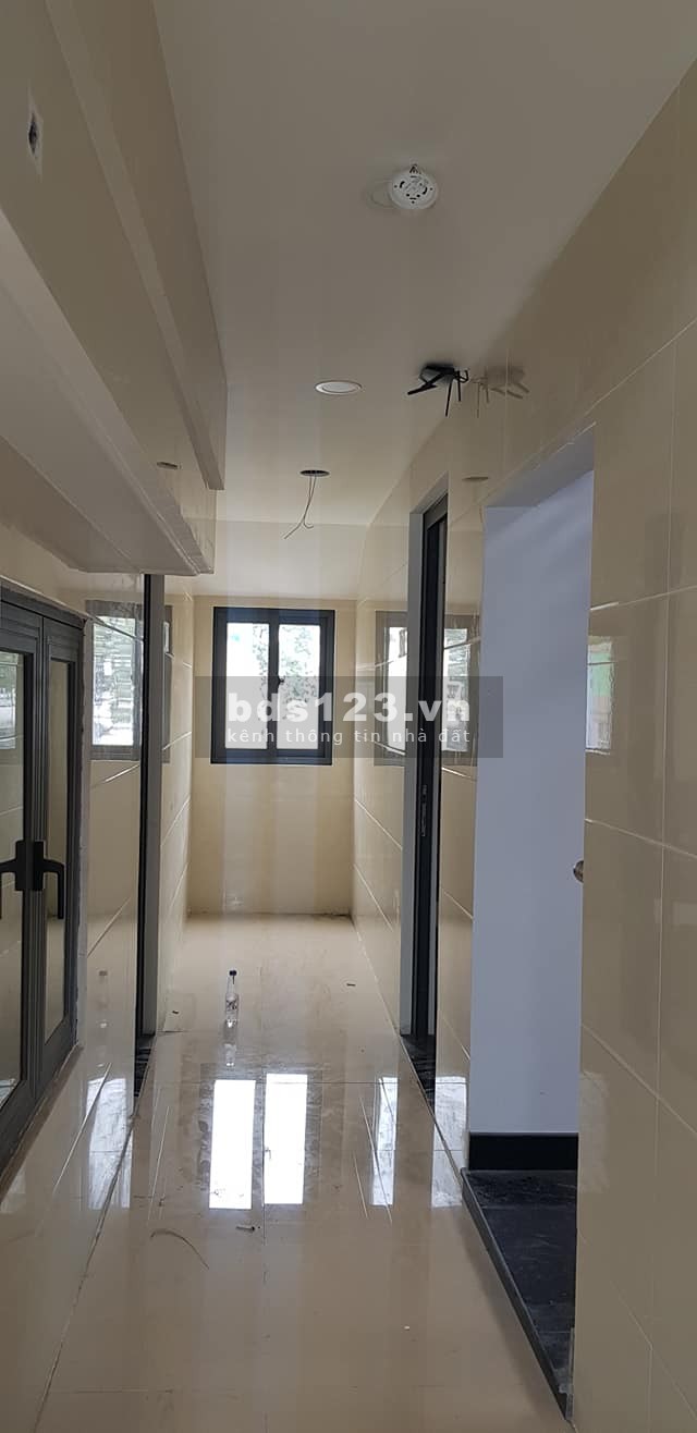 Cần bán nhà đang kinh doanh CHDV đường Trần Hưng Đạo, Quận 5, 7 tầng, dt 155m2, giá 38 tỷ