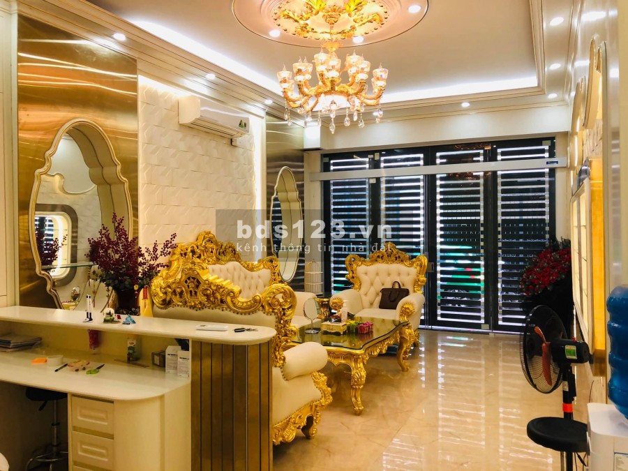 Mặt phố Nguyễn Hoàng Quận Nam Từ Liêm, kinh doanh, thang máy, diện tích 67m2