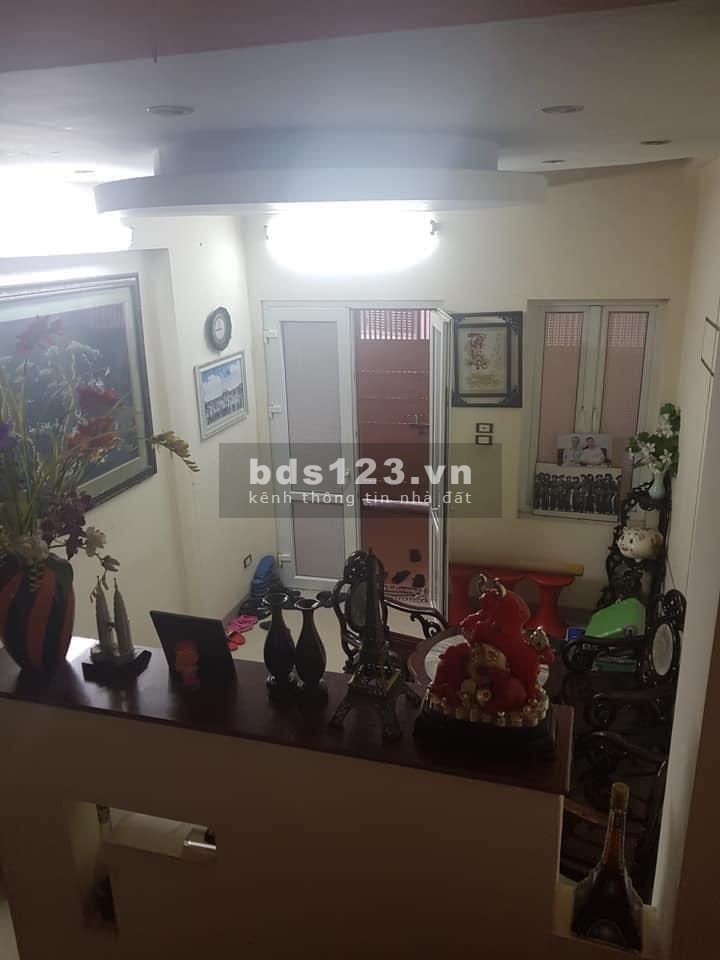 Bán nhà ô tô đỗ cửa, đường Thịnh Quang, dt 41m2, 4 tầng, mt…