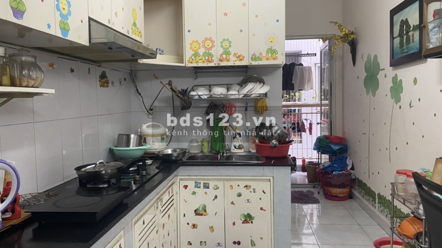 Mua bán chung cư SơnKỳ 1 giá rẻ nhất thị trường mùa covy, lầu 8 giá 2tỷ dt 65m2, 2PN