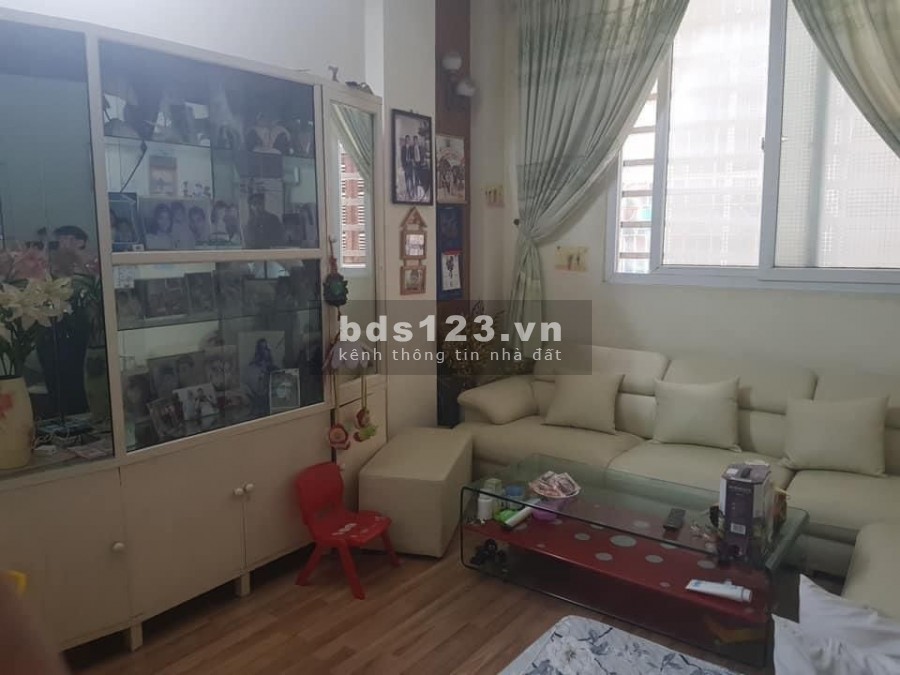 Bán nhà ô tô đỗ cửa, đường Thịnh Quang, dt 41m2, 4 tầng, mt…