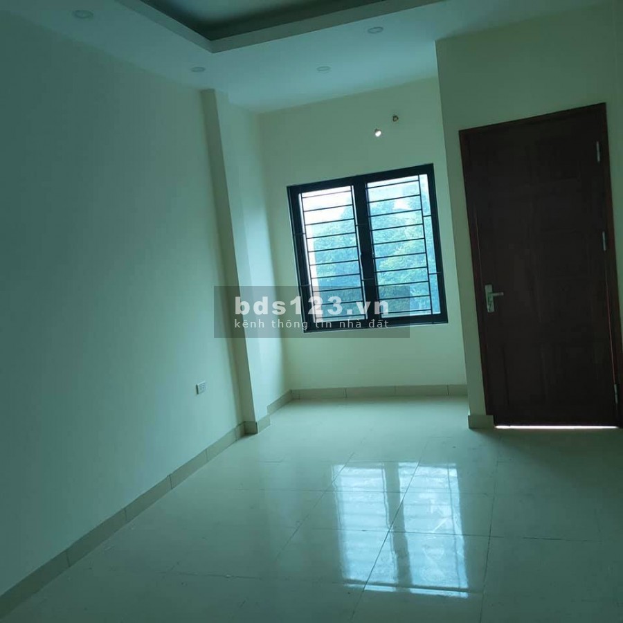 Bán nhà mới hà đông, ô tô đỗ cửa, view hồ diện tích sử dụng 30m2 đúc 4 tầng