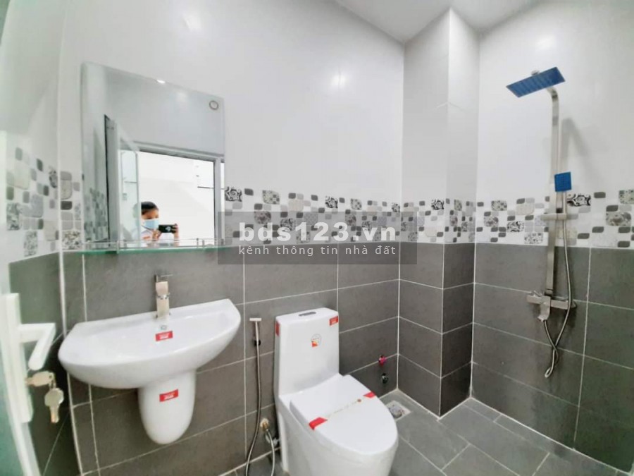 Bán nhà 99m2, đường lớn Đinh Đức Thiện, 1 trệt 2 lầu kiên cố sổ hồng riêng, lh 0968950815