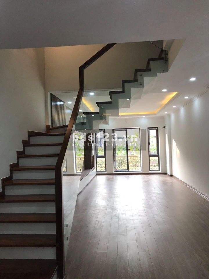 Nhà Tựu Liệt, Thanh Trì siêu đẹp, ô tô đỗ cửa, lô góc giá chỉ nhỉnh 3 tỷ, lh 0859642583