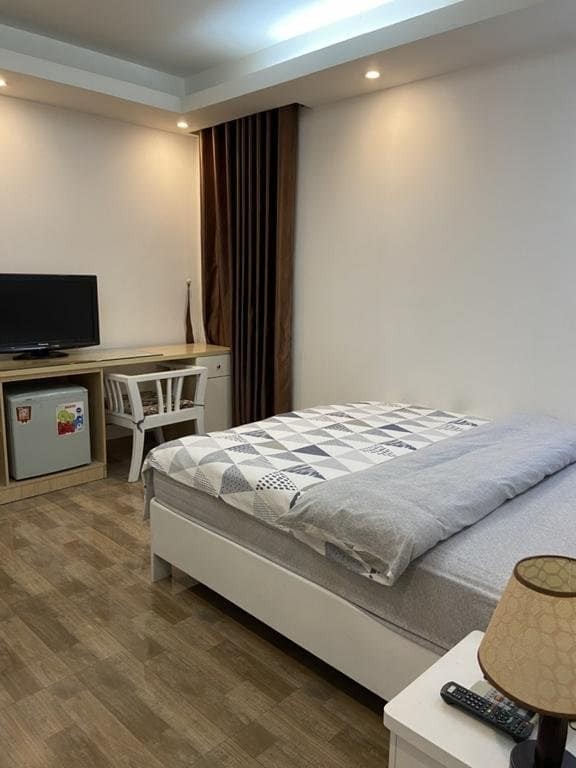 Chung cư mini Quận Thanh Xuân, dt 90m2x8T, 18 phòng, ôtô, thuê 85tr/tháng, nhỉnh 14 tỷ.
