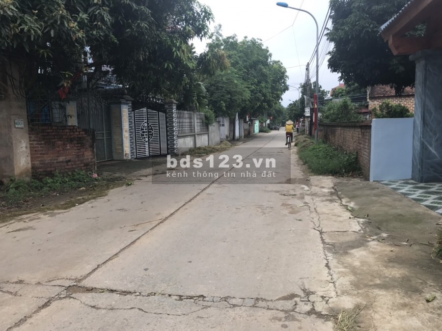 Bán đất chính chủ diện tích 112m2 đất trực chính chợ Triều Đông Cổ Đông, lh 0965528169