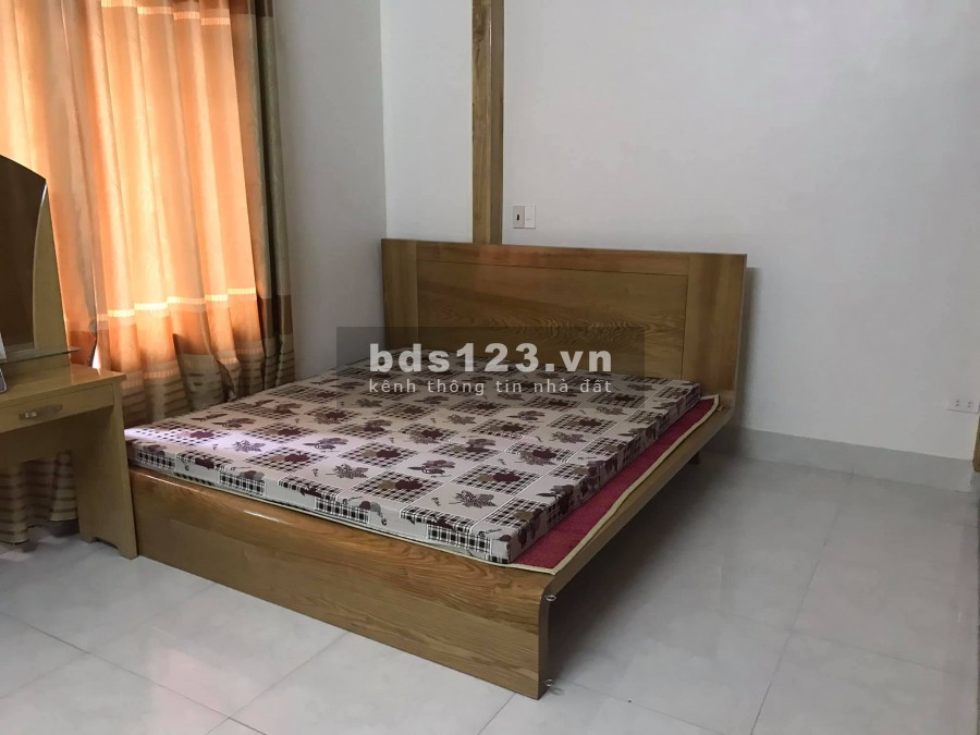 Bán nhà mặt phố KĐT Tuệ Tĩnh, TP HD, dt 75m2, mt 5m, cầu thang…